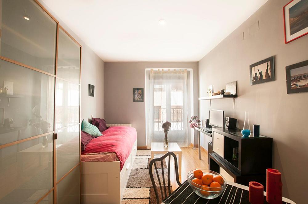 Apartamentos Eloisa Μαδρίτη Δωμάτιο φωτογραφία